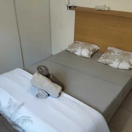 Apartment T2 Waterfront